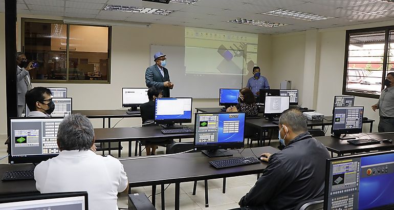 Universidad Tecnolgica de Panam en Veraguas inaugur el Laboratorio de Tecnologa 40