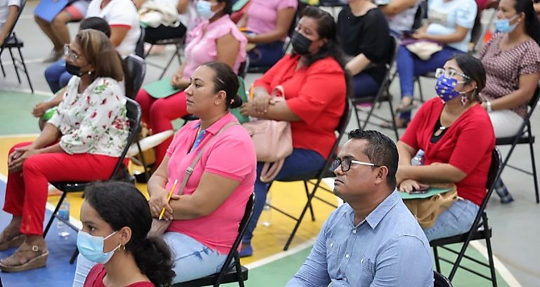 Padres de familia de Veraguas participan en encuentro regional