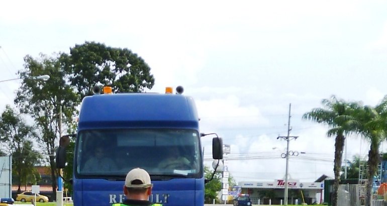 La Autoridad de Trnsito y Transporte Terrestre